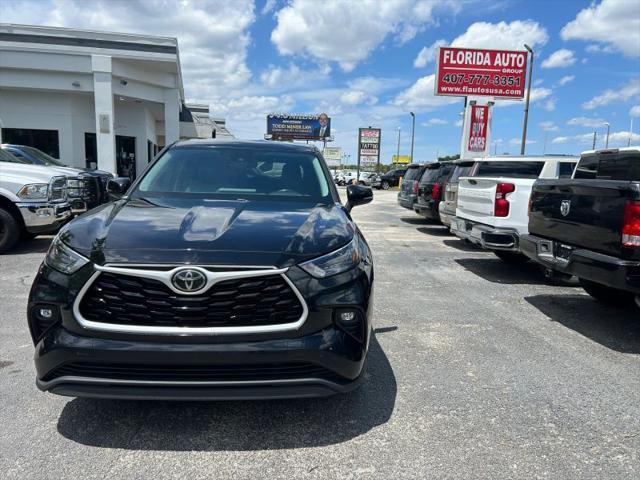 2022 Toyota Highlander LE
