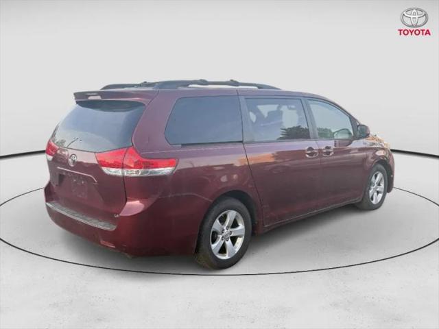 2011 Toyota Sienna LE V6