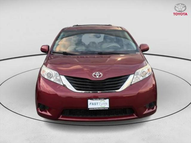 2011 Toyota Sienna LE V6