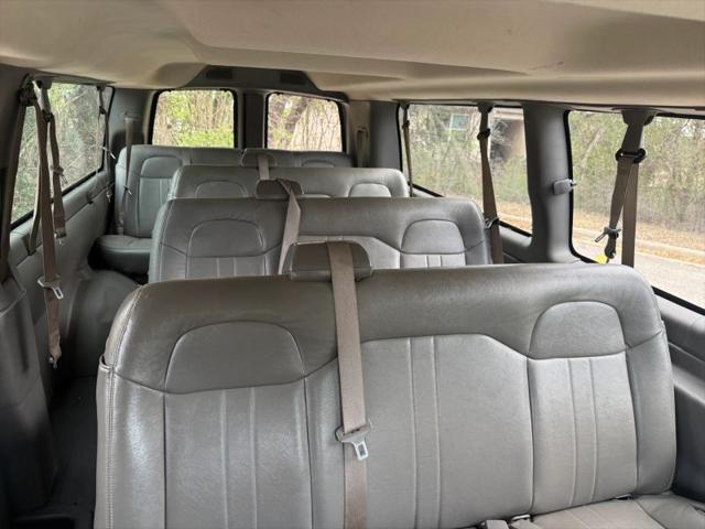 2018 Chevrolet Express LS