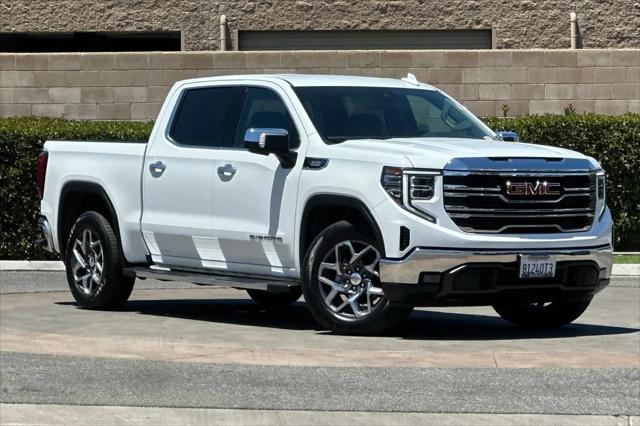2023 GMC Sierra 1500 2WD Crew Cab Short Box SLT
