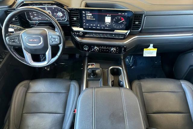 2023 GMC Sierra 1500 2WD Crew Cab Short Box SLT