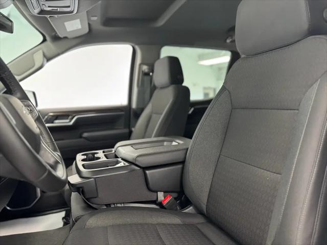2026 Chevrolet Silverado 1500 4WD Crew Cab Short Bed RST