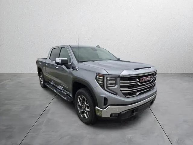 2026 GMC Sierra 1500 Crew Cab, Short Bed, SLT, 4WD