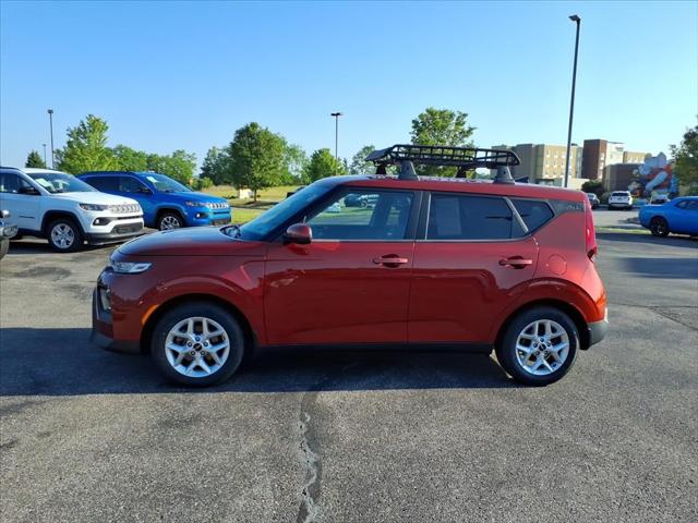 2022 Kia Soul S 2022 Kia Soul S