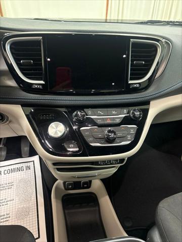 2021 Chrysler Pacifica Touring