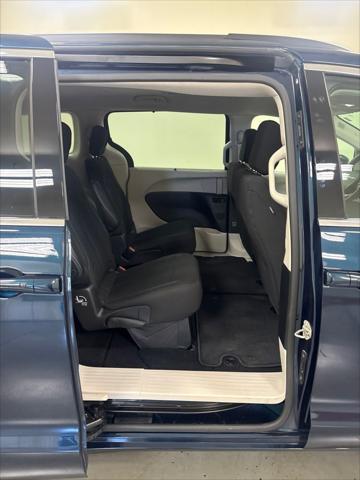 2021 Chrysler Pacifica Touring