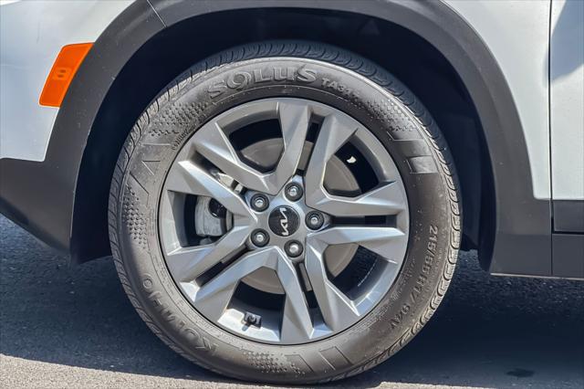 2023 Kia Seltos S