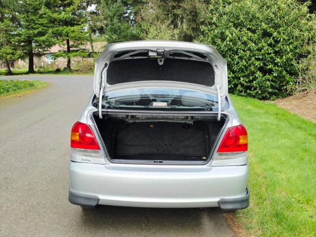 2003 Toyota Echo Base