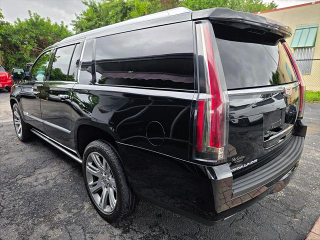 2017 Cadillac Escalade ESV Premium Luxury