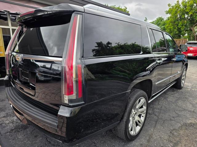 2017 Cadillac Escalade ESV Premium Luxury