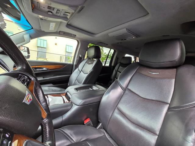 2017 Cadillac Escalade ESV Premium Luxury