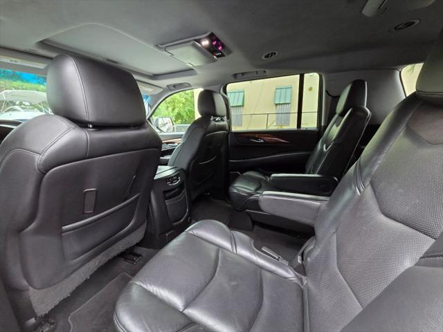2017 Cadillac Escalade ESV Premium Luxury
