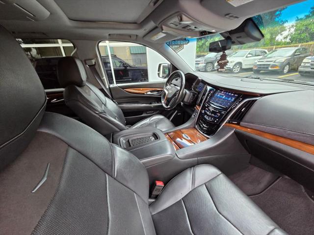2017 Cadillac Escalade ESV Premium Luxury