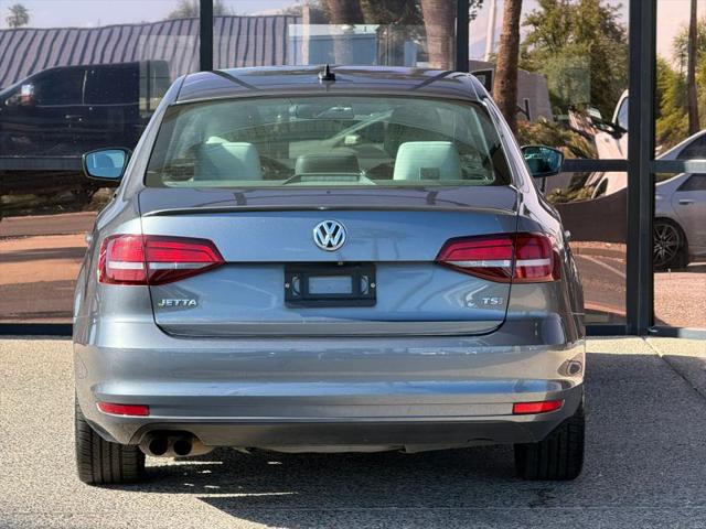 2016 Volkswagen Jetta 1.8T Sport