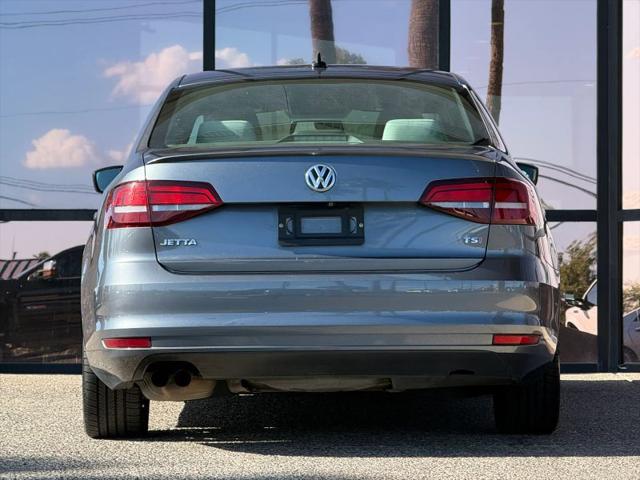 2016 Volkswagen Jetta 1.8T Sport