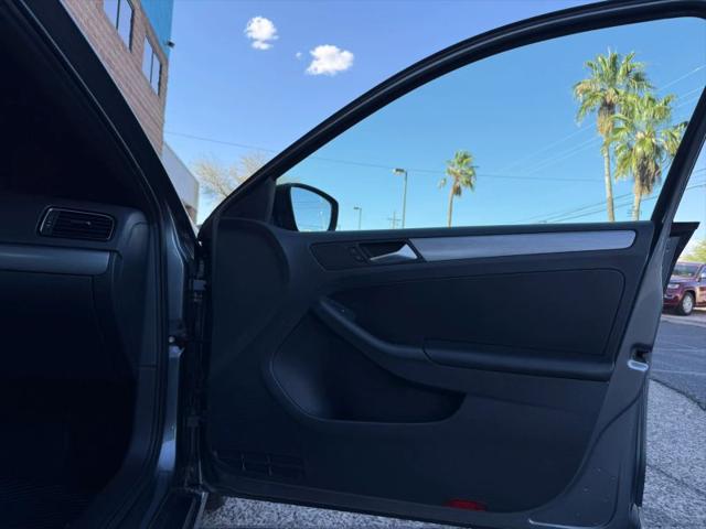 2016 Volkswagen Jetta 1.8T Sport
