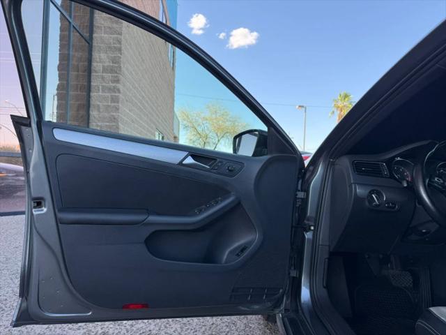 2016 Volkswagen Jetta 1.8T Sport