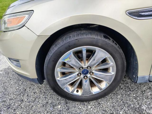 2010 Ford Taurus Limited