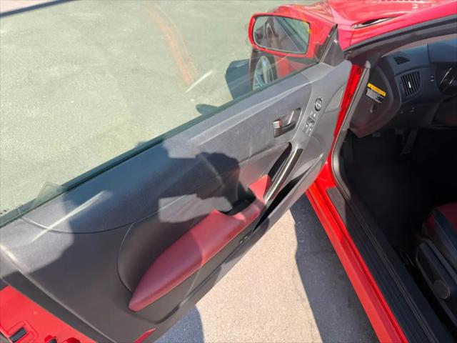 2011 Hyundai Genesis Coupe 2.0T R-Spec