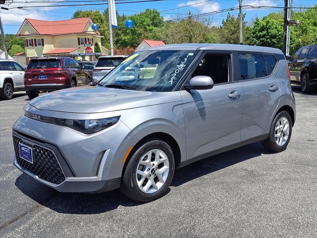 2023 Kia Soul LX 2023 Kia Soul LX