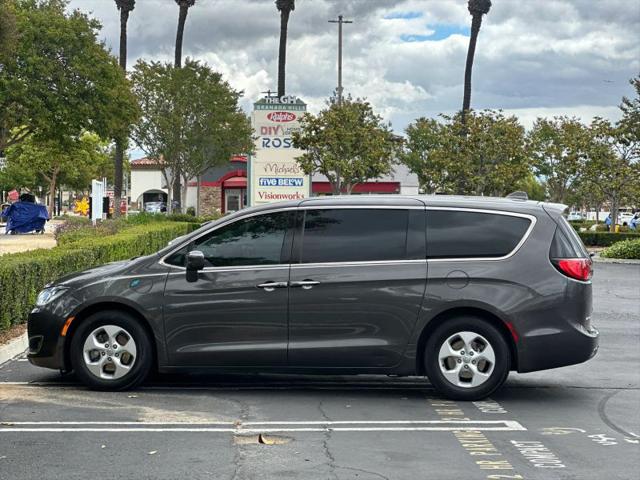 2018 Chrysler Pacifica Hybrid Touring Plus