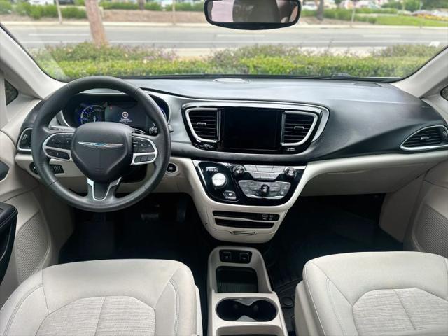 2018 Chrysler Pacifica Hybrid Touring Plus