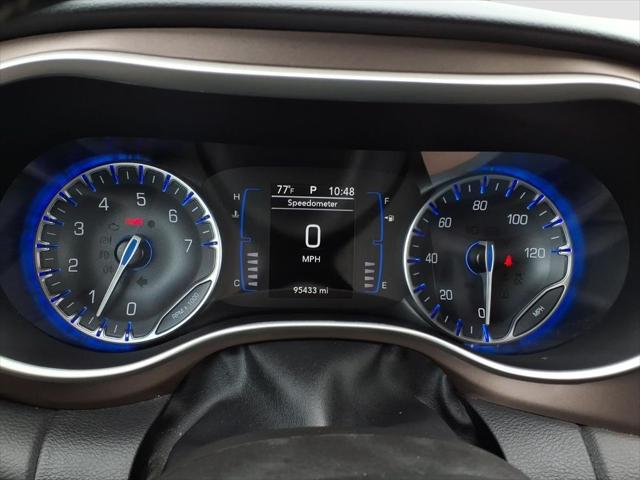 2022 Chrysler Voyager LX