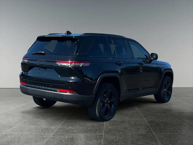 2023 Jeep Grand Cherokee Altitude 4x4