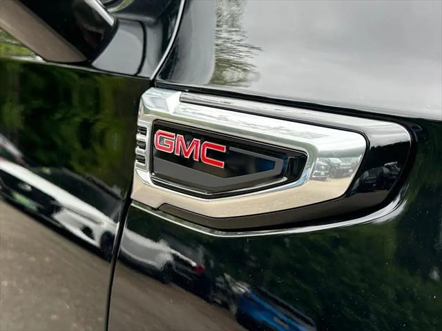2026 GMC Yukon 4WD Denali