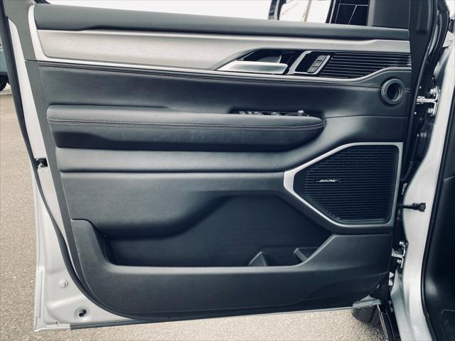 2026 Jeep Grand Wagoneer Limited Altitude 4x4