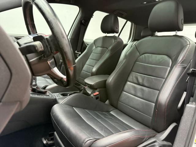 2017 Volkswagen Golf GTI SE 4-Door