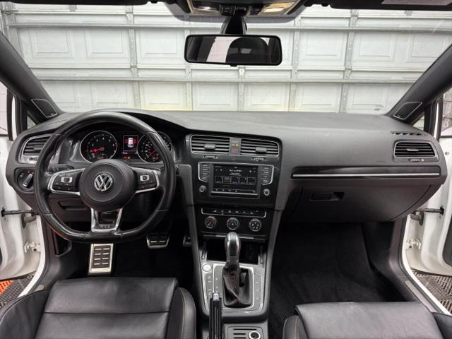 2017 Volkswagen Golf GTI SE 4-Door