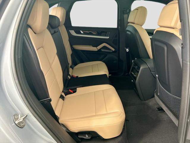 2026 Porsche Cayenne Unknown