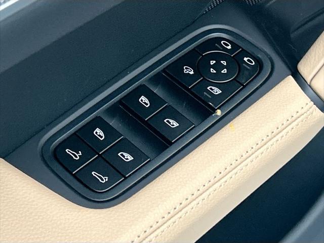 2026 Porsche Cayenne Unknown