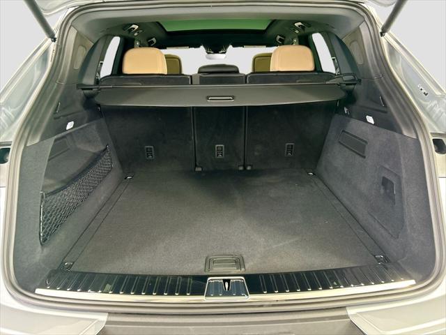 2026 Porsche Cayenne Unknown