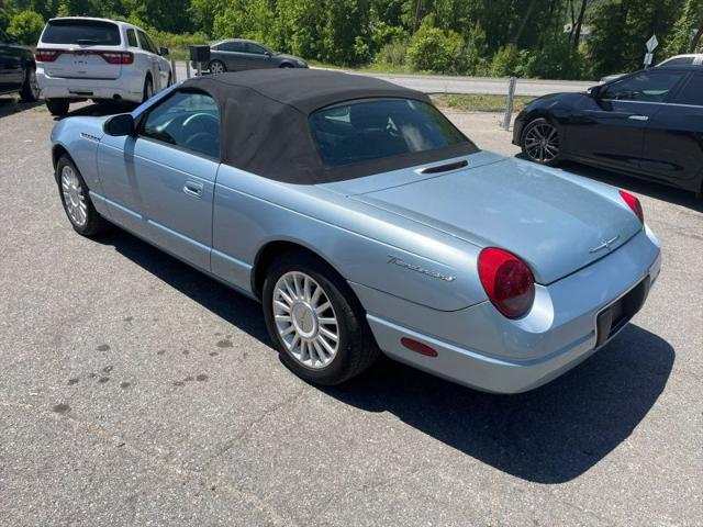 2004 Ford Thunderbird Base