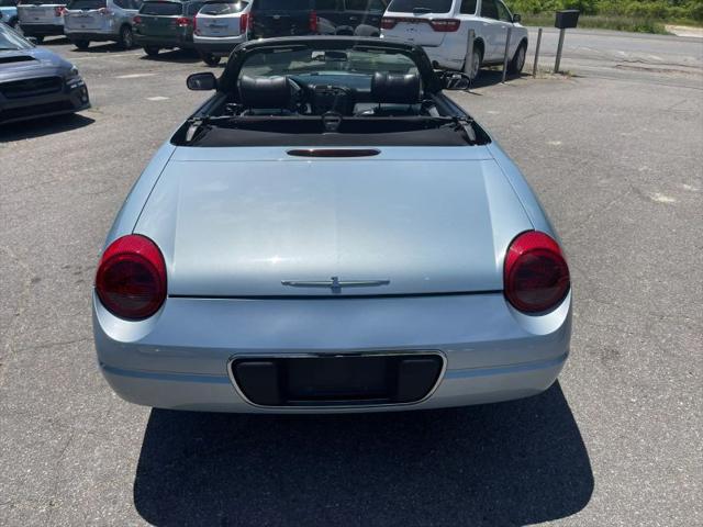 2004 Ford Thunderbird Base
