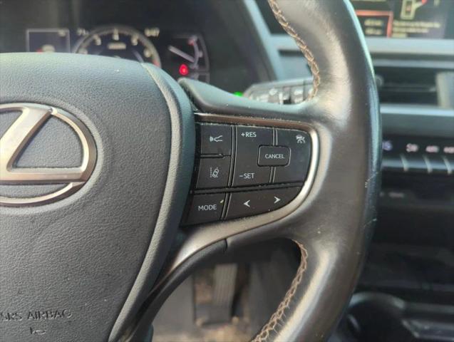 2020 Lexus UX 200 200