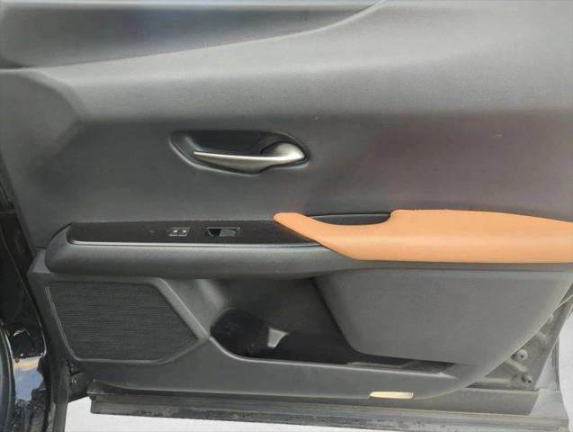 2020 Lexus UX 200 200