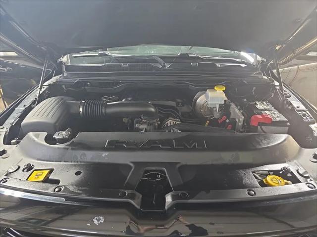 2019 Ram 1500 Big Horn/Lone Star Crew Cab 4x4 5'7" Box