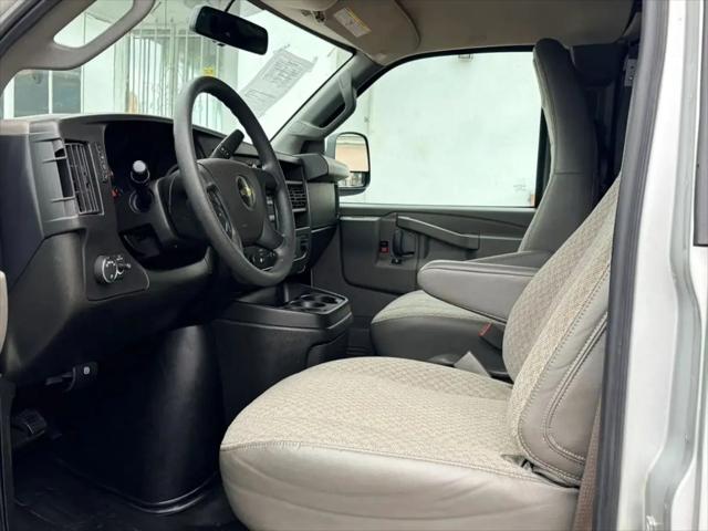 2024 Chevrolet Express Cargo Van RWD 2500 Regular Wheelbase WT