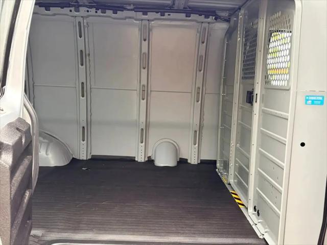 2024 Chevrolet Express Cargo Van RWD 2500 Regular Wheelbase WT