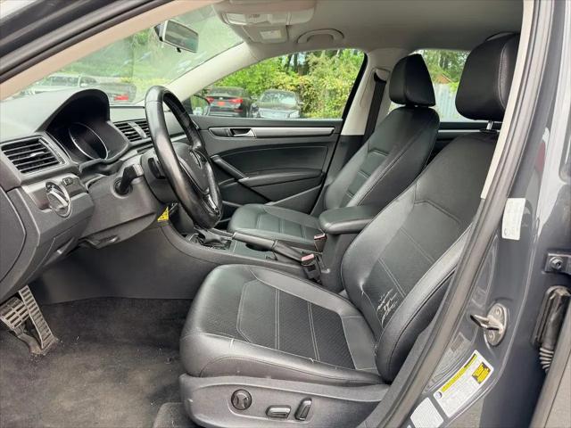 2017 Volkswagen Passat 1.8T R-Line