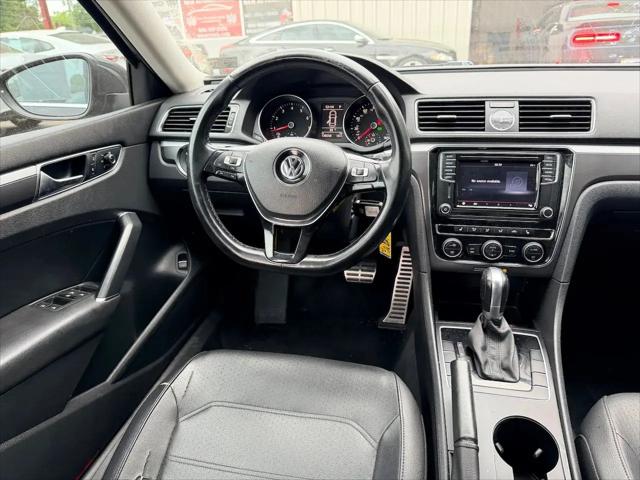 2017 Volkswagen Passat 1.8T R-Line