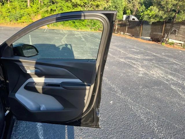 2027 Chevrolet Bolt LT FWD