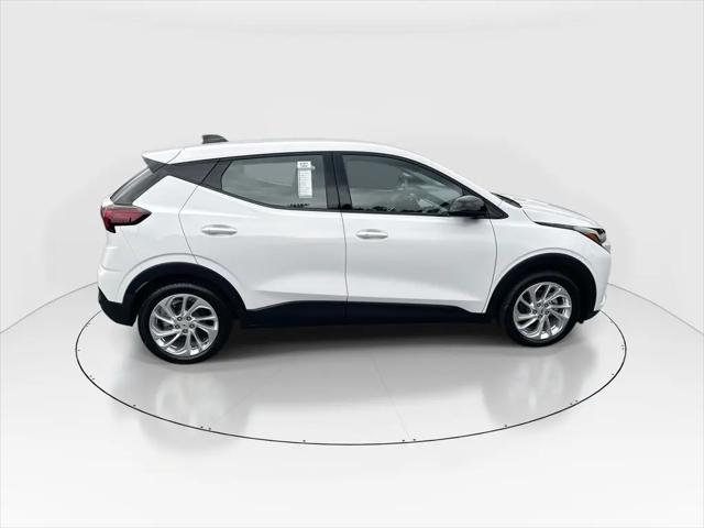 2027 Chevrolet Bolt LT FWD
