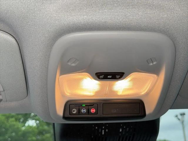 2027 Chevrolet Bolt LT FWD