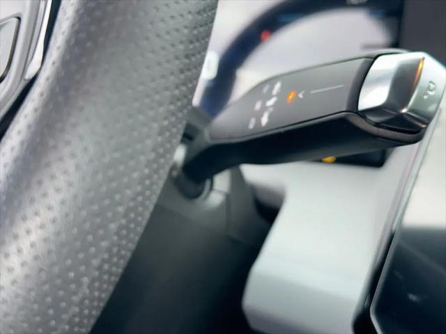2027 Chevrolet Bolt LT FWD