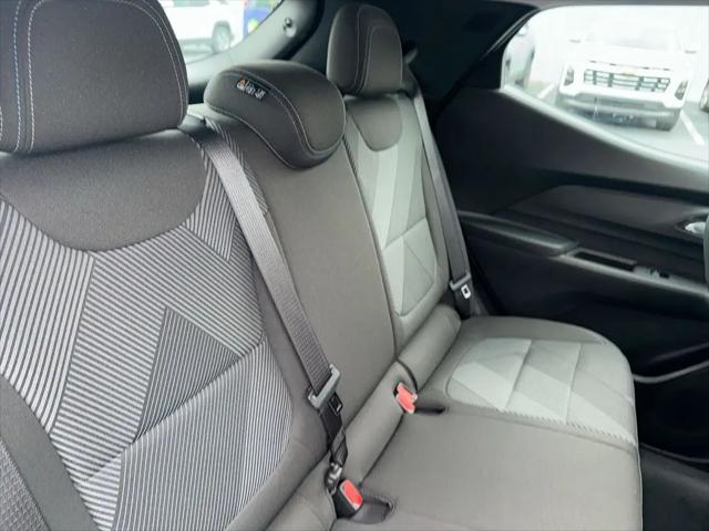2027 Chevrolet Bolt LT FWD